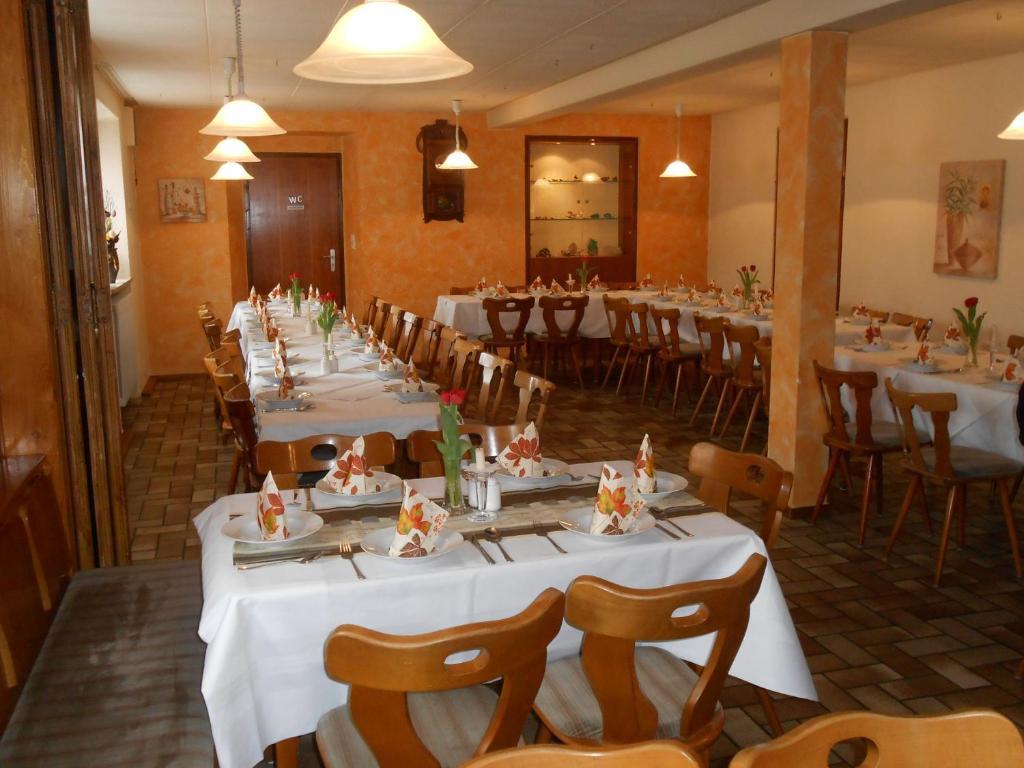 Landgasthof Schutzen Hotel Tengen Ngoại thất bức ảnh