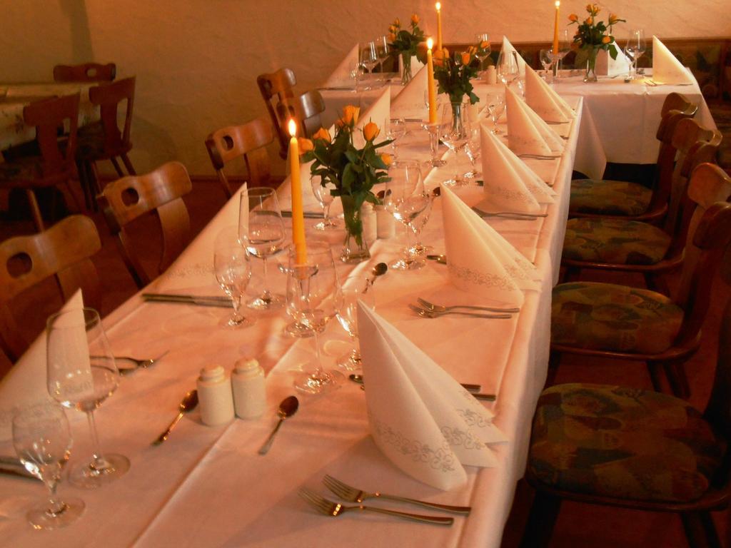 Landgasthof Schutzen Hotel Tengen Ngoại thất bức ảnh