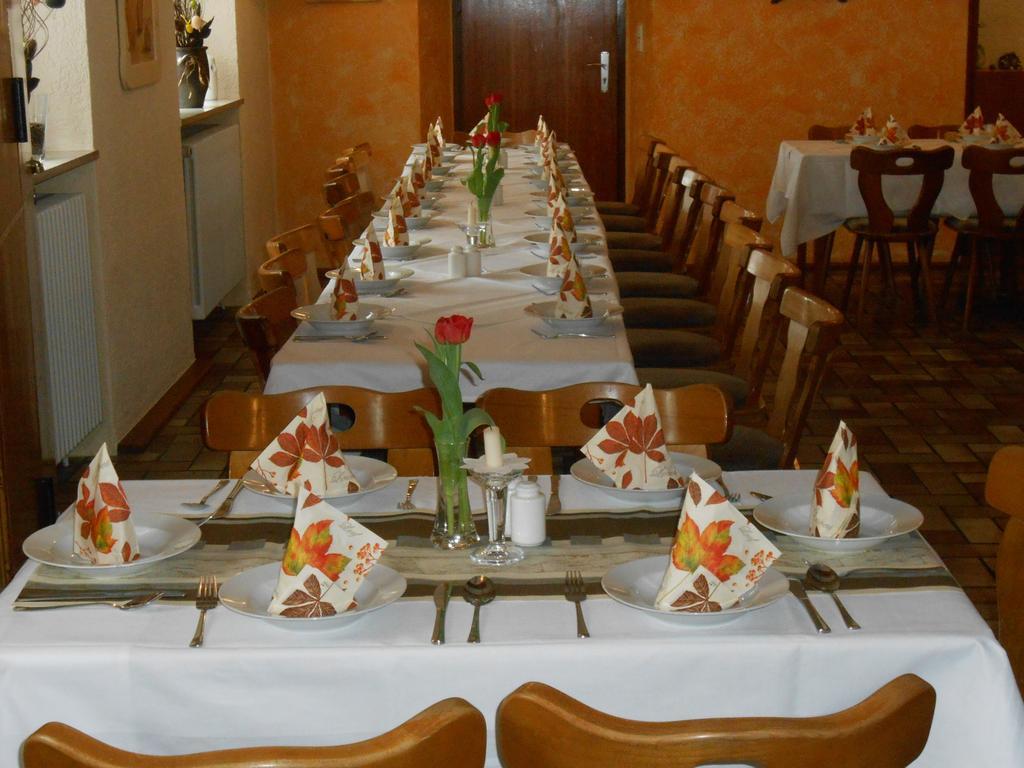 Landgasthof Schutzen Hotel Tengen Ngoại thất bức ảnh